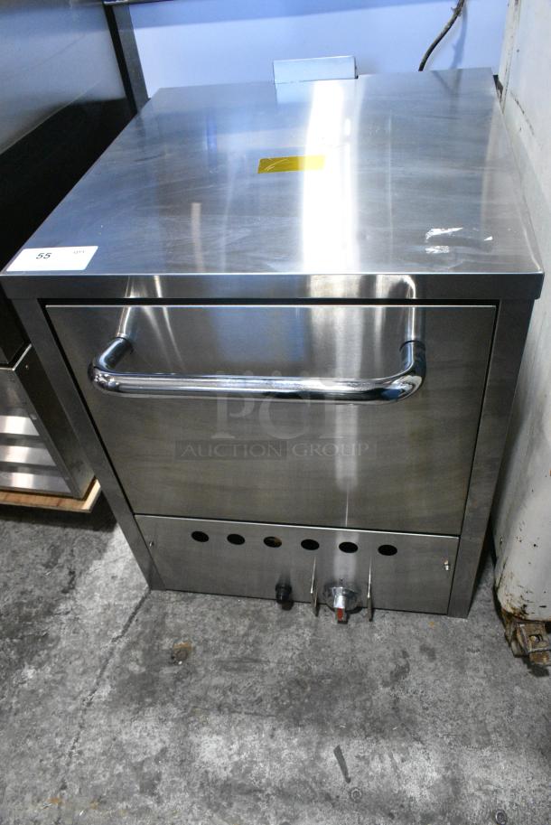 BRAND NEW SCRATCH AND DENT! RGR24P19 Stainless Steel Commercial Countertop Natural Gas Powered Pizza Oven w/ Cooking Stones. 32,000 BTU. - Image 2 of 8