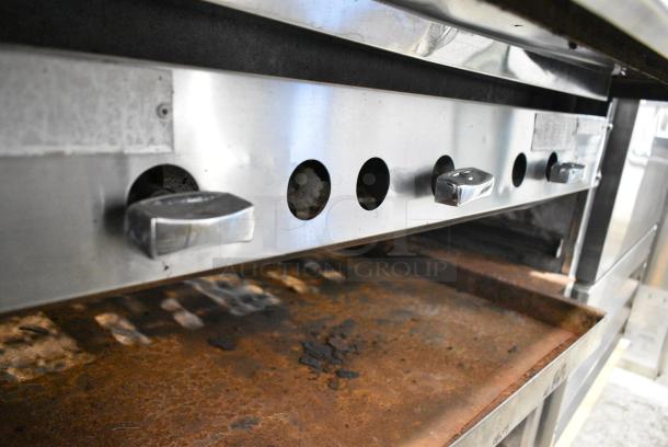 MagiKitch'n EM SMB 36 Stainless Steel Commercial Natural Gas Powered Charbroiler Grill on Commercial Casters. - Image 5 of 7