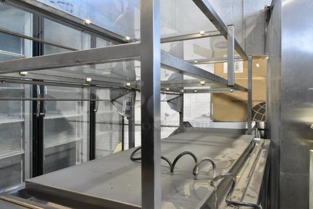 BRAND NEW SCRATCH AND DENT!  Atlas Metal Industries DDC-4 Stainless Steel Commercial Buffet Station w/ 2 Tier Over Shelf and Tray Slide on Commercial Casters. Tested and Working! - Image 6 of 8