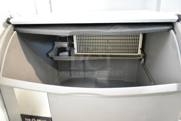 BRAND NEW SCRATCH AND DENT!  2022 Ice-O-Matic ICEU300HA5 Stainless Steel Commercial Self Contained Undercounter Ice Machine. 115 Volts, 1 Phase. - Image 6 of 10