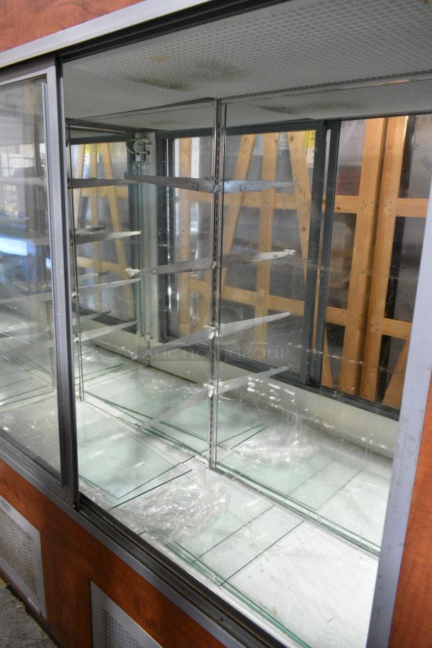 Metal Commercial 2 Door Reach In Dry Display Case Merchandiser. - Image 4 of 4