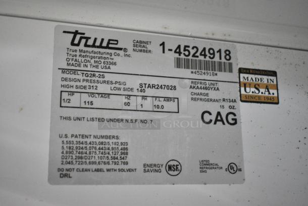 True TG2R-2S Stainless Steel Commercial 2 Door Reach In Cooler w/ Poly Coated Racks on Commercial Casters. 115 Volts, 1 Phase. Tested and Working! - Image 6 of 6