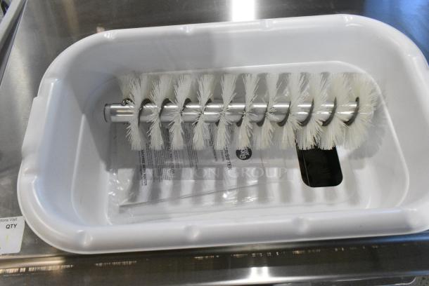 BRAND NEW SCRATCH AND DENT! AyrKing BBS-U Stainless Steel Commercial Floor Style Breading Table on Commercial Casters. 115/230 Volts, 1 Phase. - Image 5 of 9