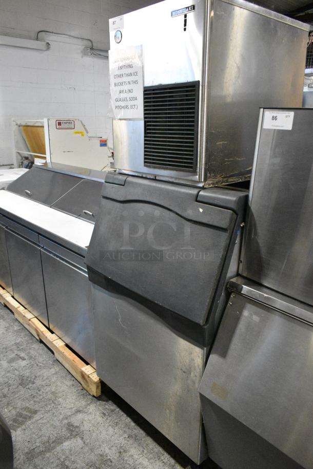 Hoshizaki F-1001MWH Stainless Steel Commercial Ice Head on Commercial Bin. 208-230 Volts, 1 Phase. - Image 2 of 7