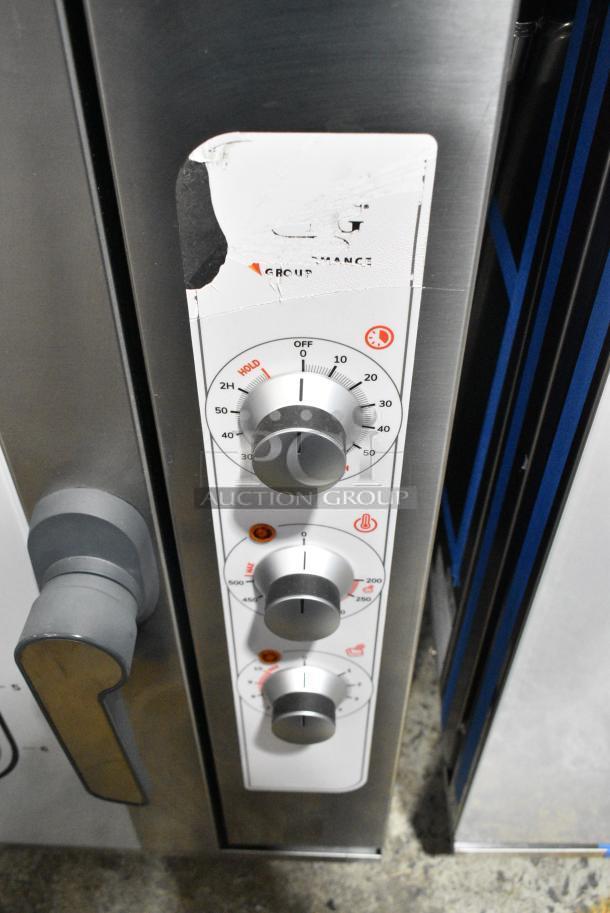 BRAND NEW SCRATCH AND DENT! Cooking Performance Group CPG 351OCB26I Stainless Steel Commercial Electric Powered Combi Convection Oven. 208-240 Volts, 3 Phase. - Image 3 of 5