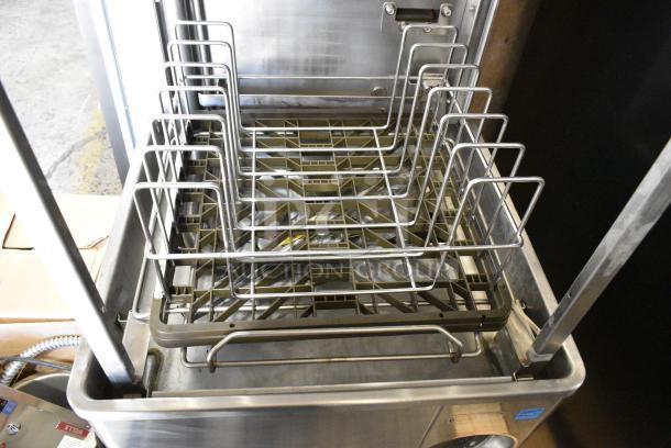 BRAND NEW SCRATCH AND DENT! Hobart AM15VL1 Stainless Steel Commercial Straight Pass Through Dishwasher. 208-240 Volts, 3 Phase. - Image 7 of 9