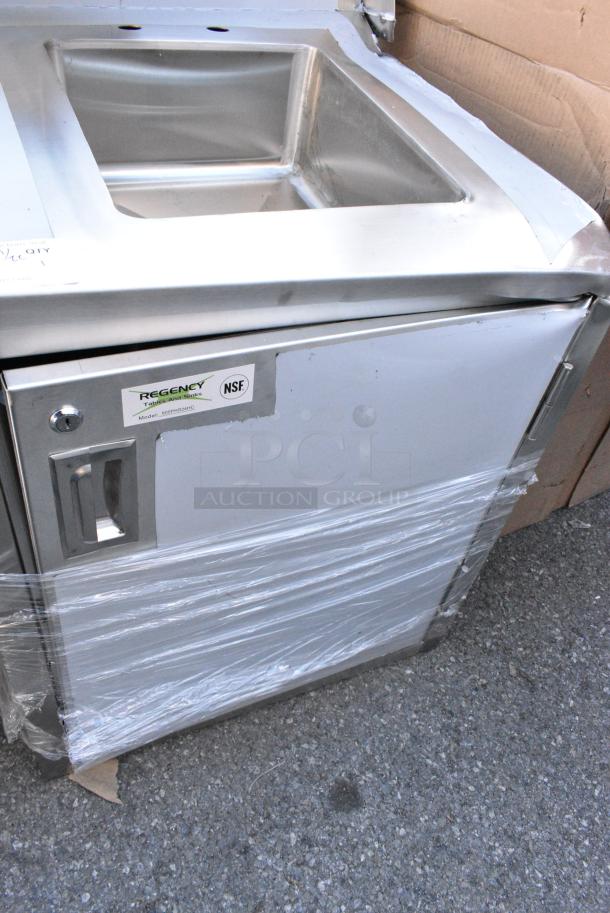 BRAND NEW SCRATCH AND DENT! Regency 600PHS24HC Space Saver Single Bowl Hot and Cold Portable Hand Sink Cart - Image 4 of 5