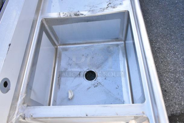 BRAND NEW SCRATCH AND DENT! Regency 600SS22424218 Stainless Steel 2 Bay Sink w/ Dual Drain Boards. No Legs. Bays 24x24x14. Drain Boards 16x25 - Image 5 of 7