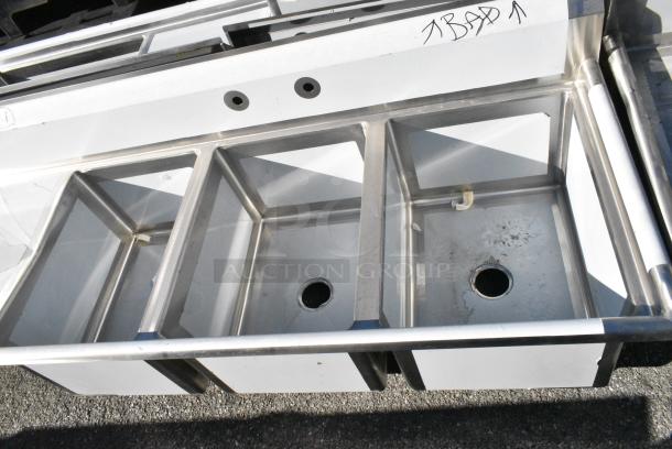 BRAND NEW SCRATCH AND DENT! Regency 600S3182424L Stainless Steel 3 Bay Sink w/ Left Side Drain Board. No Legs. Bays 18x24x14. Drain Board 22x25 - Image 2 of 7