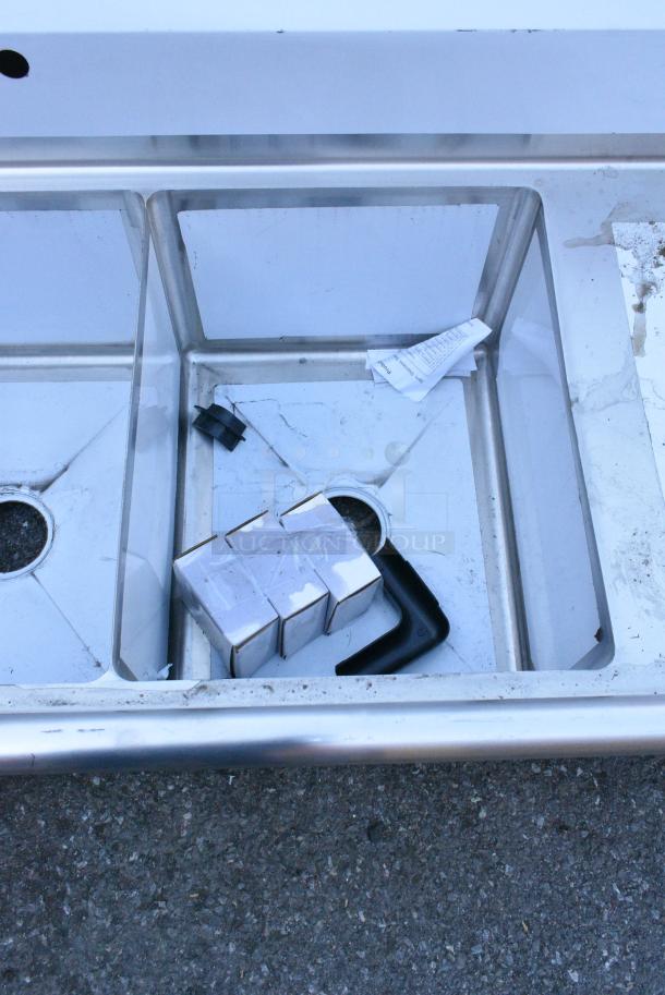 BRAND NEW SCRATCH AND DENT! Steelton 522CS31620LR Stainless Steel 3 Bay Sink w/ Dual Drain Board. No Legs. Bays 16x20x12. Drain Board 16x22 - Image 4 of 8