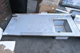 BRAND NEW SCRATCH AND DENT! Regency 600ST3072R Stainless Steel Single Bay Sink w/ Countertop No Legs. Bay 16x20x12