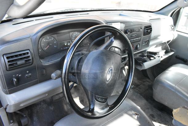 2006 Ford F250 Super Duty 2WD Pick Up Truck w/ Crew Cab, Headache Guard and Tommy Gate PUW60-1340S38TP4 liftgate. VIN 1FTSX20566ED68092. Title In Hand. Needs a Timing Chain. Vehicle Runs and Drives But Needs a New Battery; Will Need To Be Jump Started. - Image 9 of 12