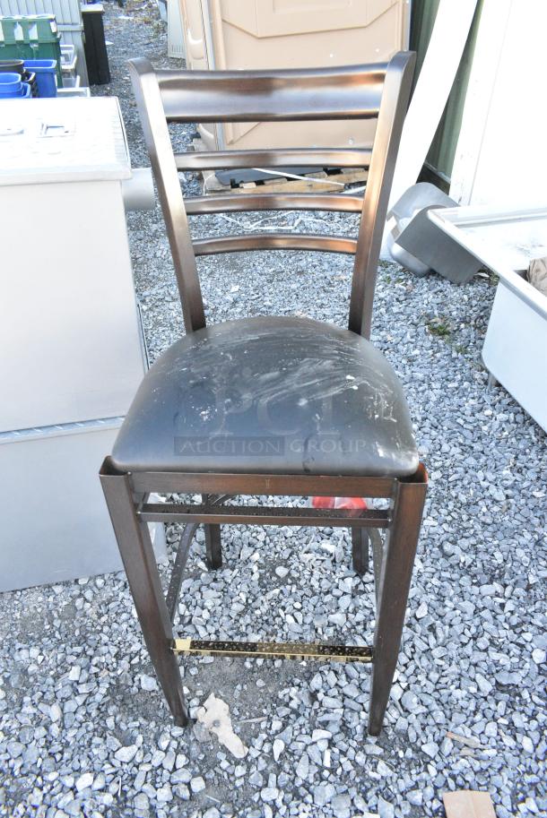 BRAND NEW SCRATCH AND DENT! Wood Pattern Bar Height Chair w/ Black Seat Cushion. - Image 1 of 2