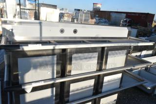 BRAND NEW SCRATCH AND DENT! Regency 600S3181824R Stainless Steel 3 Bay Sink w/ Right Side Drain Board. No Legs.