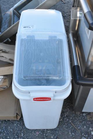 BRAND NEW SCRATCH AND DENT! Rubbermaid White Poly Ingredient Bin on Commercial Casters.