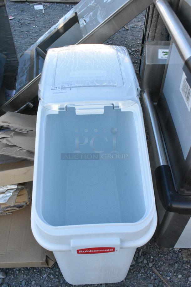 BRAND NEW SCRATCH AND DENT! Rubbermaid White Poly Ingredient Bin on Commercial Casters. - Image 4 of 5