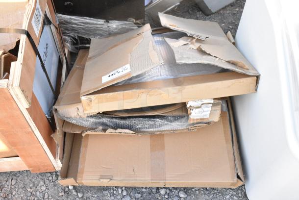 3 BRAND NEW SCRATCH AND DENT! Various Items Including Green Steel Flat Lid for 36 Gallon Trash Can, Lancaster Table & Seating 475SF36LIDGN Green Round Flat Lid for 36 Gallon Slatted Steel Can. 3 Times Your Bid! - Image 3 of 4