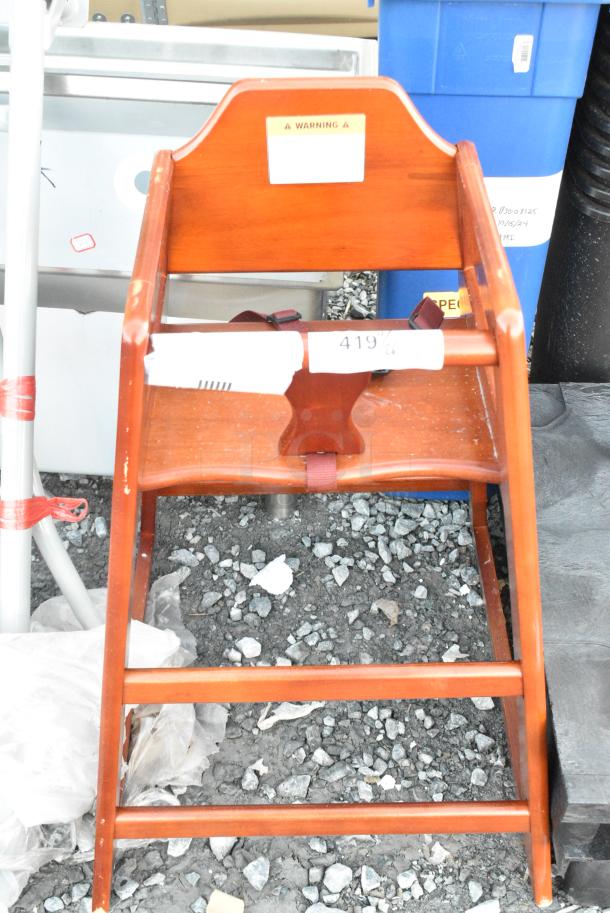 BRAND NEW SCRATCH AND DENT! Lancaster Table & Seating 164WHCASMA Standard Height Wooden High Chair with Mahogany Finish - Assembled - Image 1 of 3