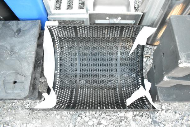 BRAND NEW SCRATCH AND DENT! Green Metal Unit - Image 3 of 3