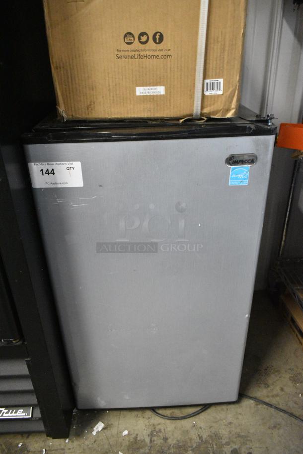 Impecca RC-1334SL Mini Cooler. 115 Volts, 1 Phase. Tested and Working! - Image 1 of 3