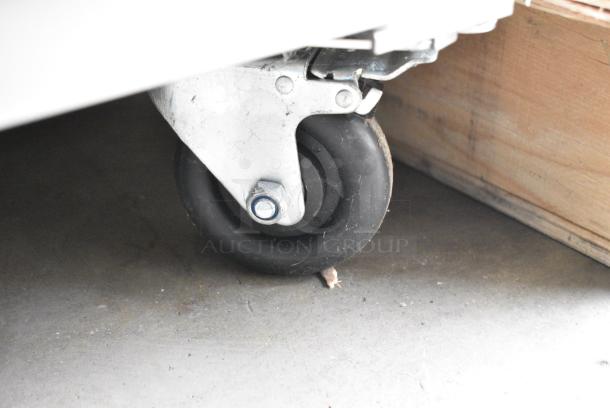 BRAND NEW SCRATCH AND DENT! 2019 Migali C-1F-HC Stainless Steel Commercial Single Door Reach In Freezer w/ Poly Coated Racks on Commercial Casters. 115 Volts, 1 Phase. - Image 4 of 6