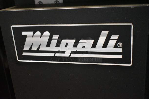 BRAND NEW SCRATCH AND DENT! Migali C-BB48G-HC Metal Commercial 2 Door Back Bar Cooler Merchandiser. 115 Volts, 1 Phase. Tested and Working! - Image 3 of 8