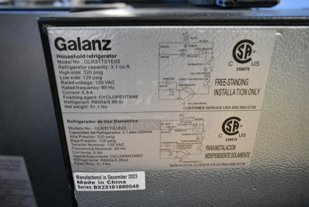 Galanz GLR31TS1E02 Metal Mini Cooler. 120 Volts, 1 Phase. Tested and Powers On But Does Not Get Cold - Image 3 of 4