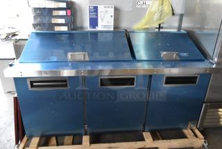 BRAND NEW SCRATCH AND DENT! 2024 Hoshizaki SR72B-30M Stainless Steel Commercial Sandwich Salad Prep Table Bain Marie Mega Top w/ Poly Drop In Bins and Commercial Casters. 115 Volts, 1 Phase. Tested and Working!