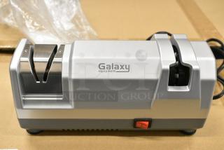 BRAND NEW SCRATCH AND DENT! 177KNIFESHRP 2-Stage Standard-Duty Electric Knife Sharpener. Tested and Working!