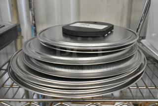 6 BRAND NEW SCRATCH AND DENT! Metal Round Trays. 6 Times Your Bid!