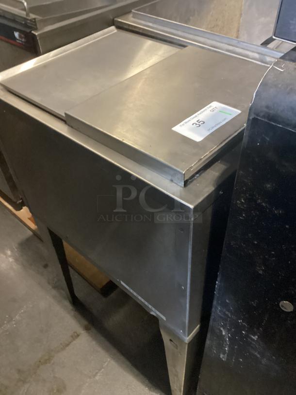 Stainless Steel Underbar Holding Ice Bin.
22 x 15 x 33-1/2 - Image 1 of 2