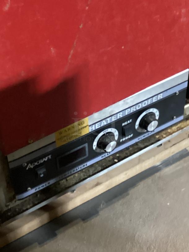 Cres-Core Heater Proofer.
26 x 32 x 70. - Image 2 of 7