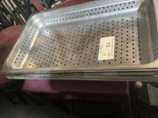 Stainless Steel Perforated Drop Pan 
 21 x 13 x 4 
Your Bid x 4