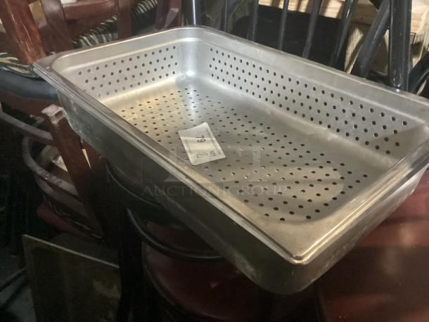 Stainless Steel Drop Pans 
 21 x 13 x 4
Your Bid x 2 - Image 1 of 2
