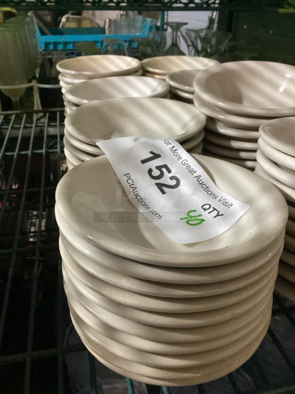 Finger/Sauce Bowls 
4-1/2”
Qty 40
Your Bid x 40 - Image 1 of 1