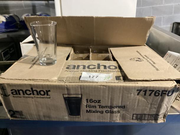 New! Anchor Hocking 16oz Rim Tempered Mixing Glass
Qty 24 
Your Bid x 24 - Image 1 of 1