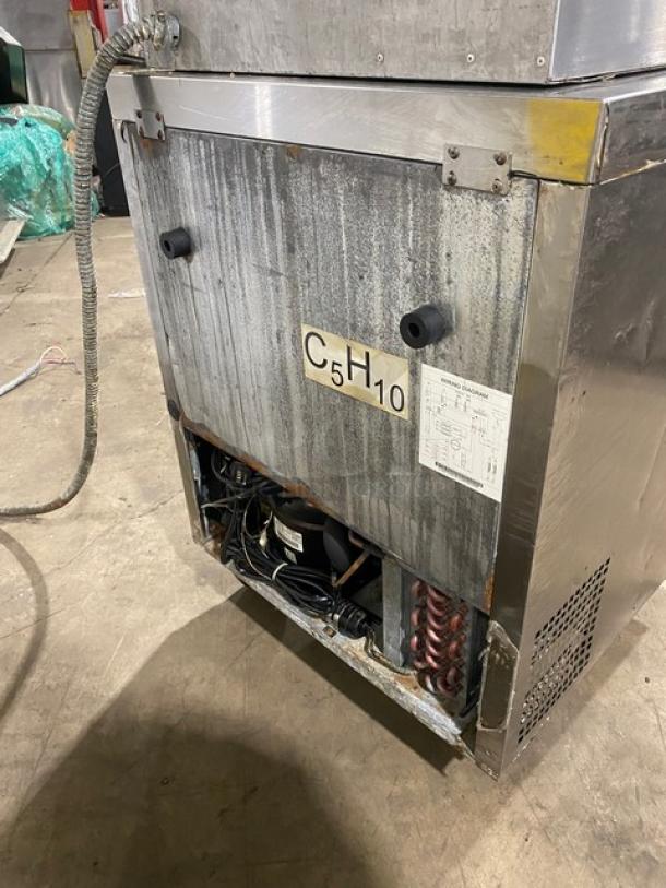 Migali Commercial Undercounter Single Door Reach In Freezer! All Stainless Steel! With Poly Coated Rack! On Casters! 115V 1 Phase! Model: C-U27F SN: C-U27F04216120900920006! - Image 3 of 7