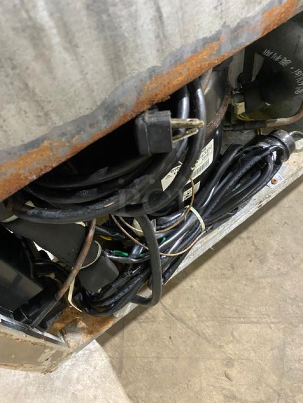 Migali Commercial Undercounter Single Door Reach In Freezer! All Stainless Steel! With Poly Coated Rack! On Casters! 115V 1 Phase! Model: C-U27F SN: C-U27F04216120900920006! - Image 7 of 7