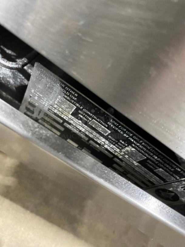 Southbend Commercial Stainless Steel Natural Gas Powered 6 Burner Range! With Full Sized Oven Underneath! With Back Splash! With Wire Oven Racks! Model: 300F SN: 93H73969! On Legs! - Image 9 of 11