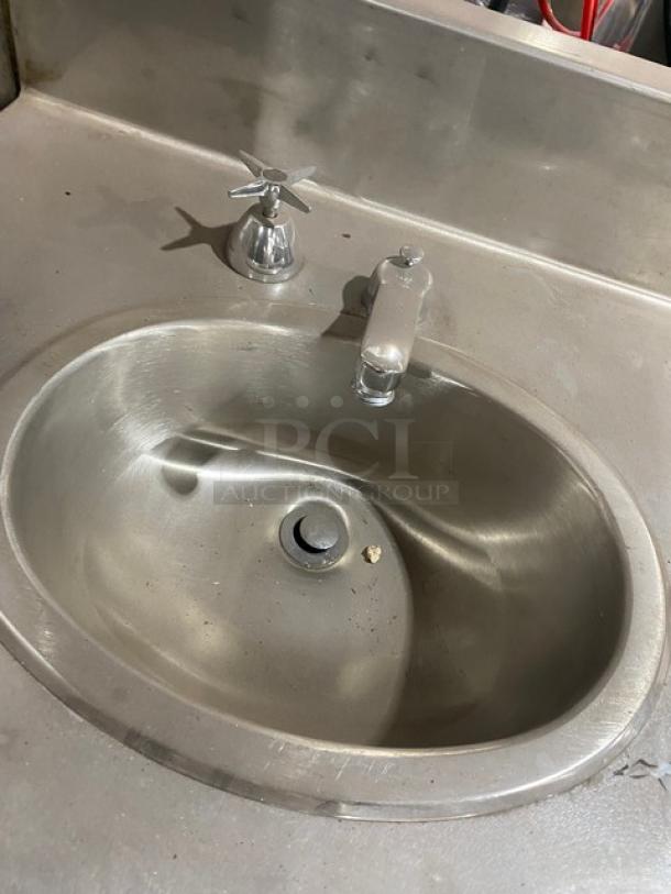 Highland Engineering Commercial Stainless Steel 3 Bay Hand Washing Sink! With Back Splash! With Faucets & Knobs! Model: OAK83! On Legs! - Image 5 of 6