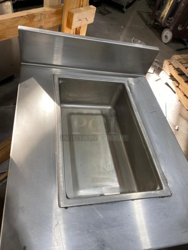 Wells Commercial Stainless Steel Single Pan Drop-In Hot Food Warmer! With Drain! With Thermostatic Control! With Back Splash! Model: MOD100TD SN: M1TD1211A0093! 120V! On Single Shelf Stand With Legs! - Image 3 of 7