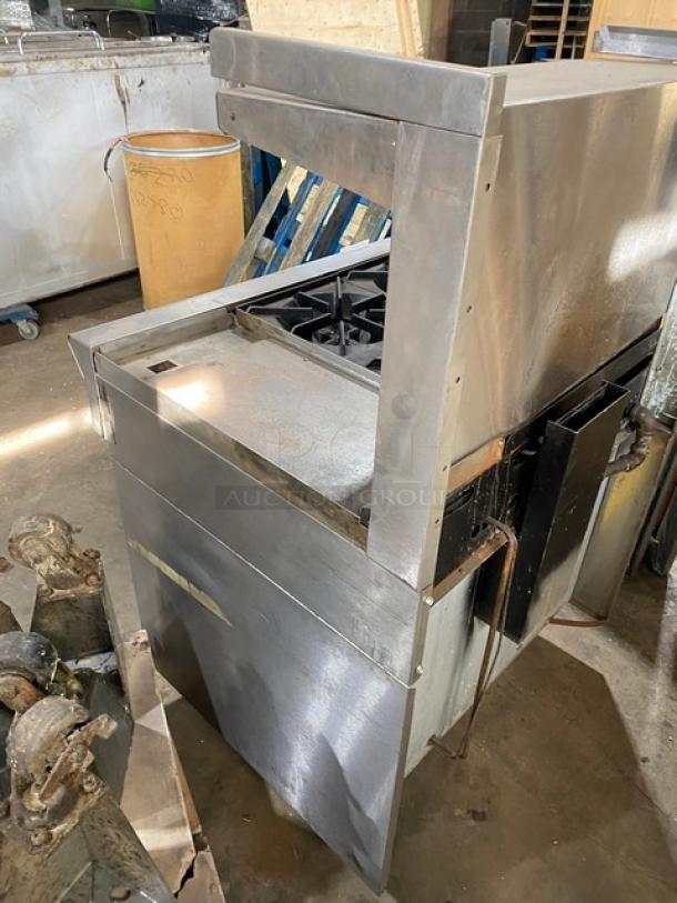 Amazing! U.S. Range Commercial Heavy Duty Natural Gas Powered 4 Burner Range Split Top With Flat Griddle! With Full Sized Oven Underneath! All Stainless Steel! With Back Splash & Overhead Salamander Shelf! Model: PS-12G-4-26 SN: 0601100137755! On Legs! - Image 4 of 9