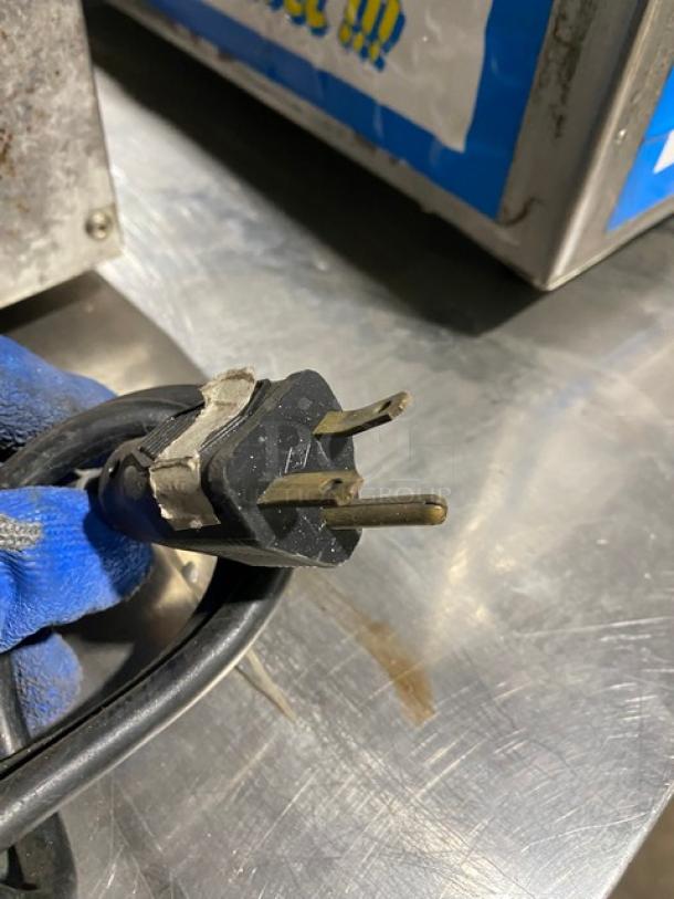 Star Commercial Countertop Stainless Steel Single Round Waffle Cone Maker! 240V! Model: SW600 SN: WEB09750! - Image 8 of 8