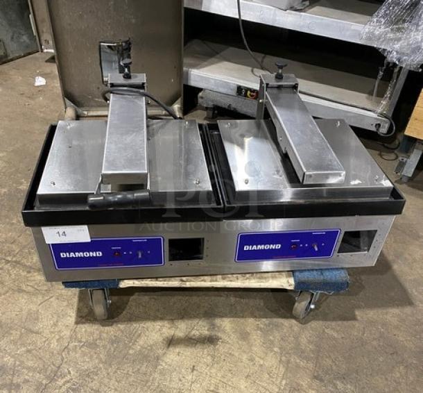 Diamond Commercial Eletric Powered Countertop Double Panini Sandwich Press Grill! All Stainless Steel! 220V! Model: SDEJRC SN: 42925! - Image 1 of 9