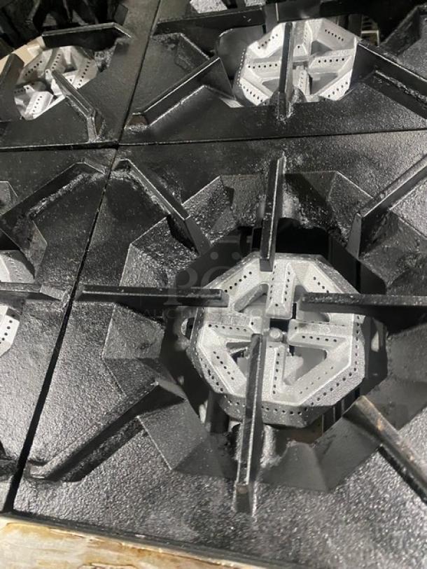 Standard Range Commercial Stainless Steel Natural Gas Powered 8 Burner Range! With 2 Full Sized Ovens Underneath! With Back Splash & Overhead Salamander Shelf! With Metal Oven Rack! On Casters! - Image 6 of 10