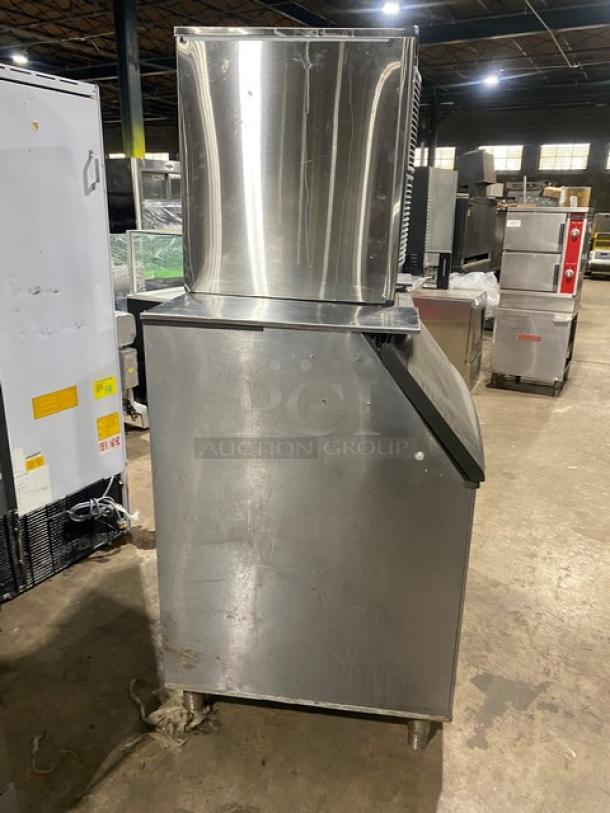 Scotsman Commercial Stainless Steel Nugget Ice Making Machine Head! With Commercial Ice Bin Attached Underneath! All Stainless Steel! With Lift-Up Cover! On Legs! 208/230V 1 Phase! Model: NS1322A-32B SN: 22081320017211! - Image 4 of 9