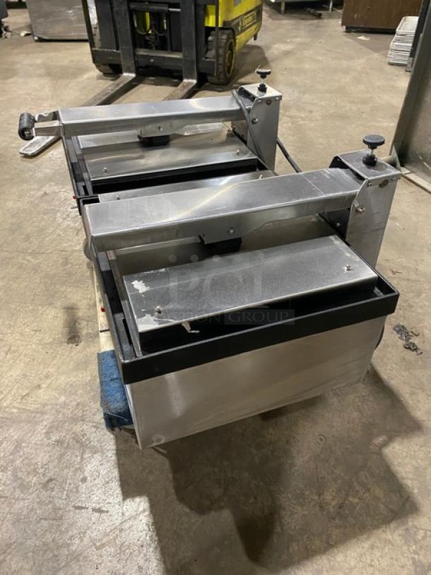 Diamond Commercial Eletric Powered Countertop Double Panini Sandwich Press Grill! All Stainless Steel! 220V! Model: SDEJRC SN: 42925! - Image 4 of 9