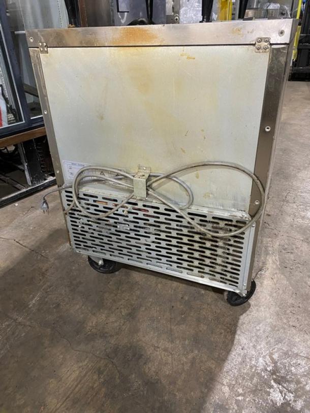 Master Bilt Fusion Series Commercial Refrigerated Single Door Lowboy/Worktop Cooler! All Stainless Steel! With Poly Coated Rack! On Casters! 115V 1 Phase! Model: UR27 SN: UR27-15080022! - Image 2 of 7