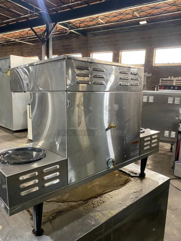 Bunn Commercial Stainless Steel Countertop Coffee Brewer! With 6 Warmers! With Hot Water Dispenser! 120/208-240V 1 Phase! Model: AXIOM 0/6 TWIN, SNGL PWR CONN SN: AXTN040356! On Legs! - Image 4 of 8