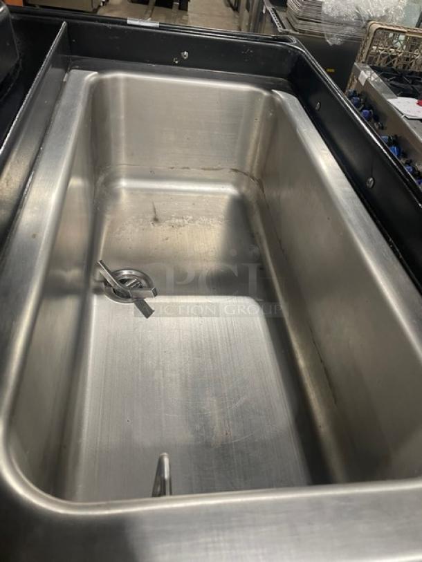 Sweet! Late Model! Stoelting Commercial Floor Style Dual Soft Serve Ice Cream/Frozen Yogurt Machine! All Stainless Steel! With 2 Hoppers & 3 Flavor Dispensers! On Casters! 208/240V 1Phase! Model: F231-38I2-2XGC SN: 6220908N! Working When Removed! - Image 8 of 10